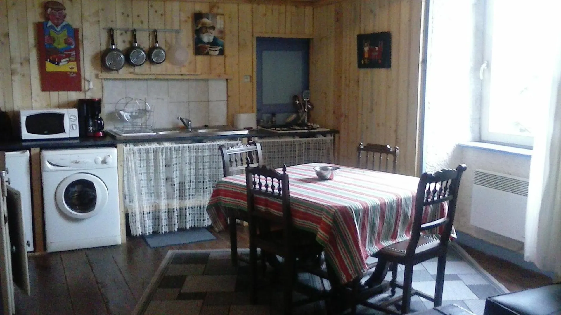 Guest house Les Gites Du Couvent Alternatif Camlez