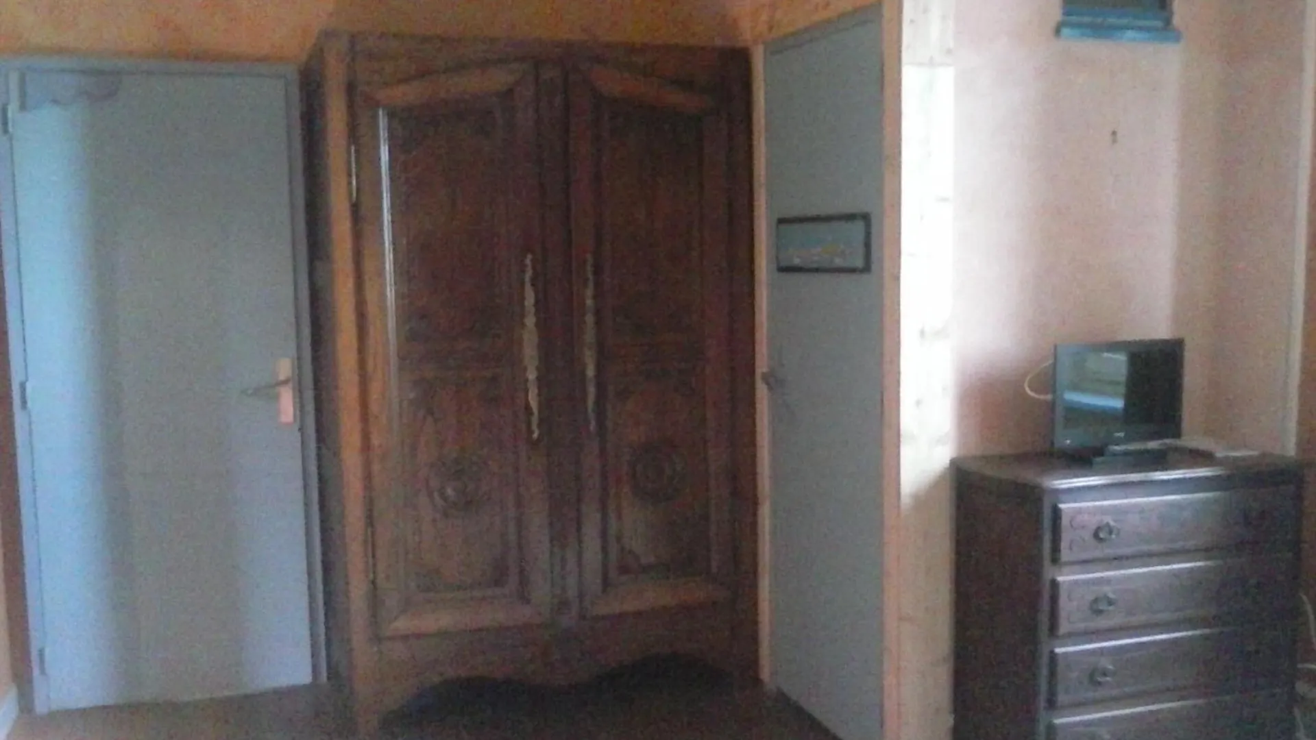 Guest house Les Gites Du Couvent Alternatif Camlez France