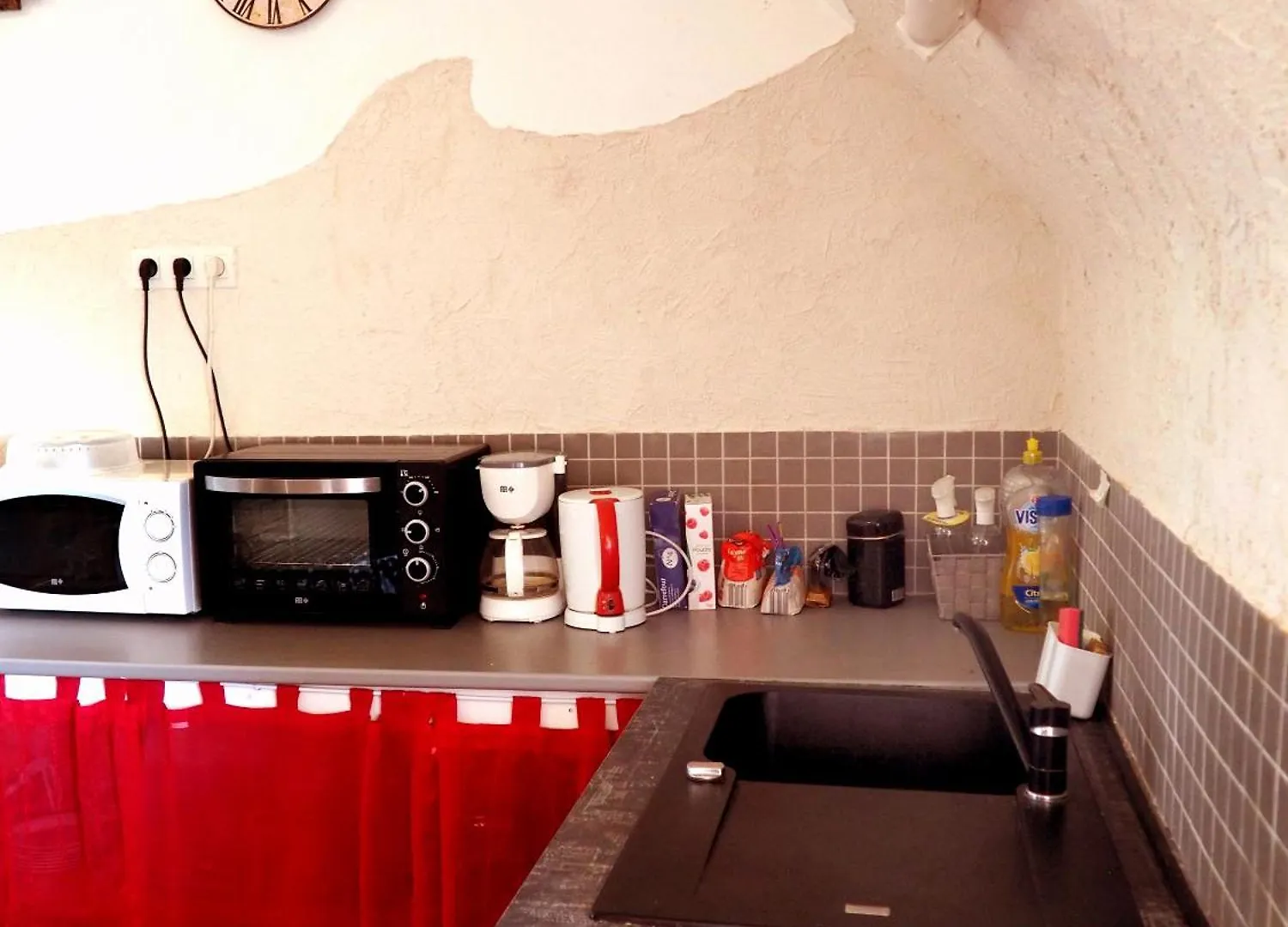 Les Gites Du Couvent Alternatif Camlez 0*,  France