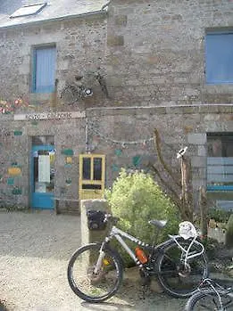 Guest house Les Gites Du Couvent Alternatif Camlez