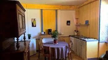 Guest house Les Gites Du Couvent Alternatif Camlez France