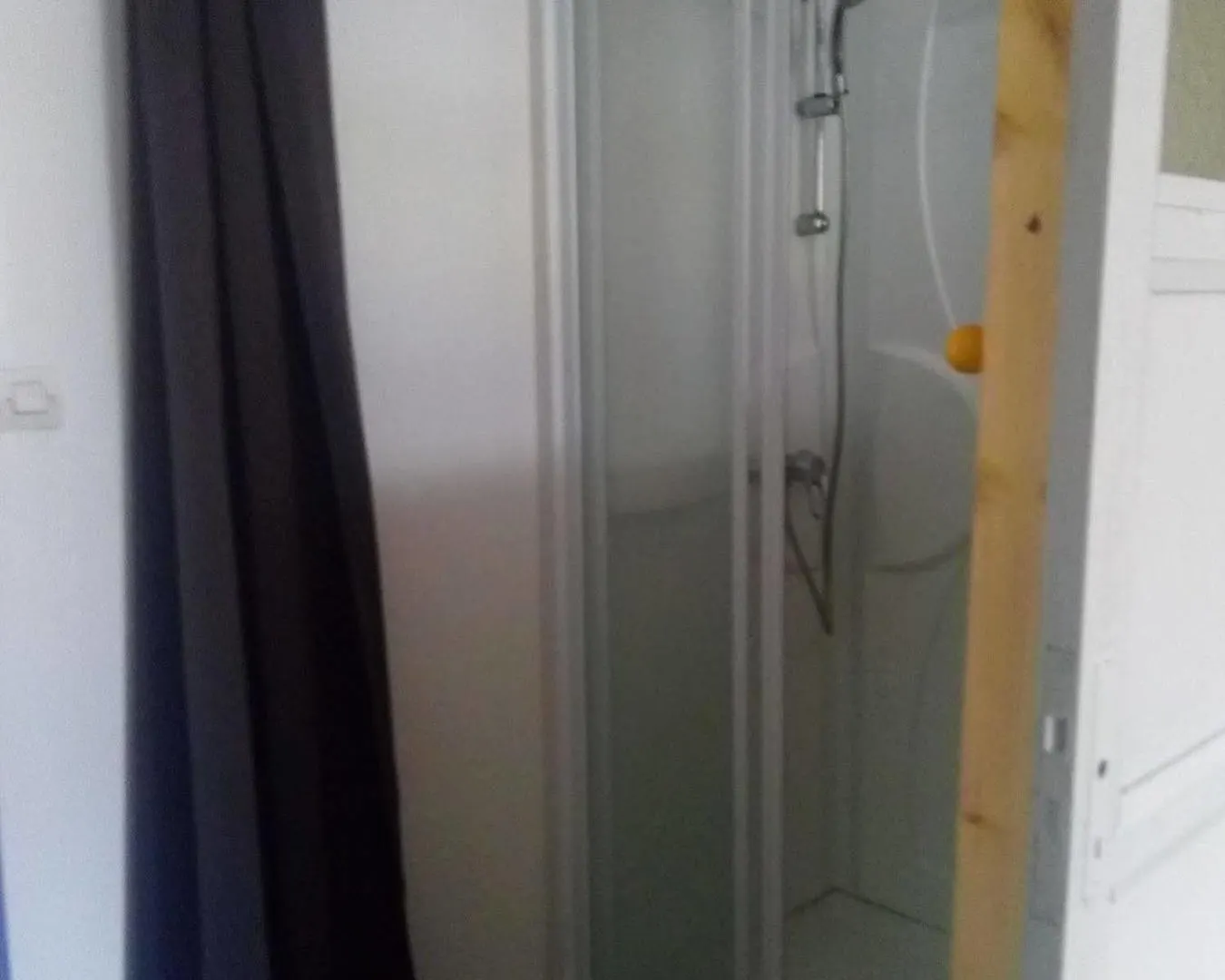 Les Gites Du Couvent Alternatif Camlez Guest house